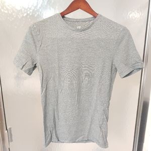 H&M men's small striped grey tee, almost new.